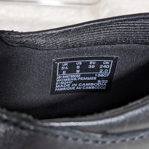 Women's Clarks Collection Emily Rae Black Leather Chunky Heels | Size 8W - Picture 9 of 9